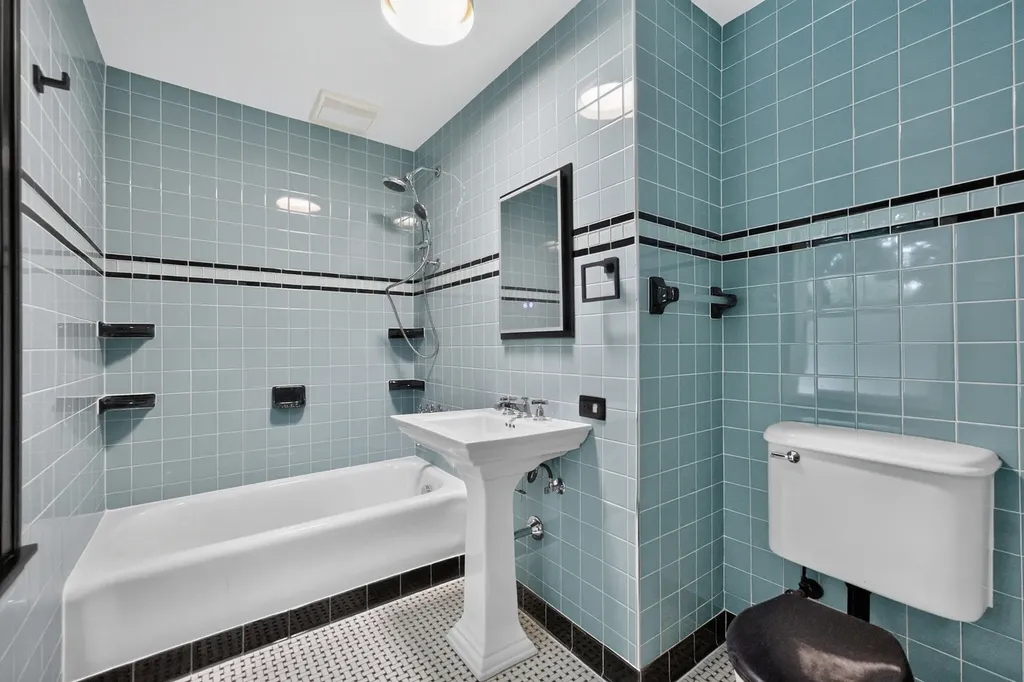 358 North Main Street Lombard IL 60148