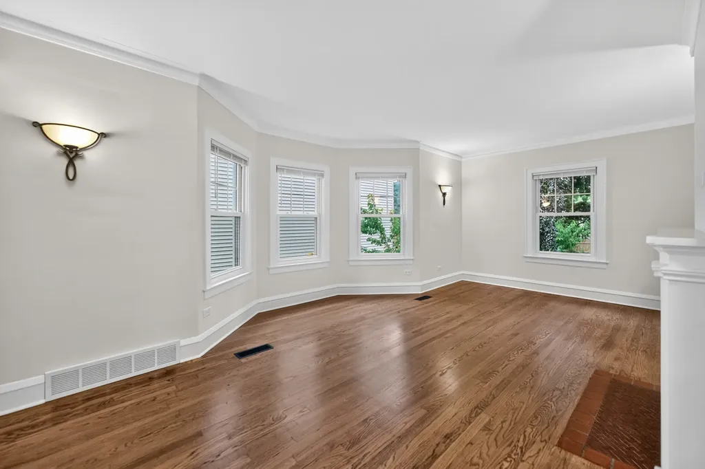 358 North Main Street Lombard IL 60148