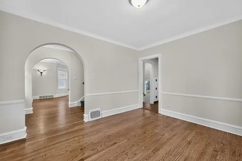 358 North Main Street Lombard IL 60148