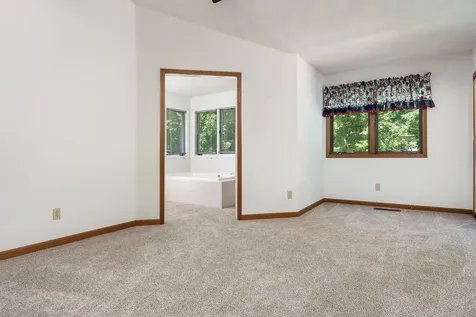 13273 Weatherfield Way Roscoe IL 61073