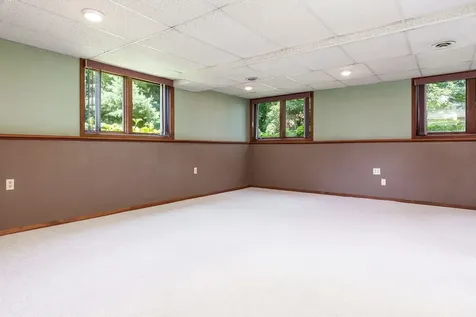 13273 Weatherfield Way Roscoe IL 61073