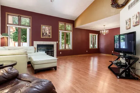 13273 Weatherfield Way Roscoe IL 61073