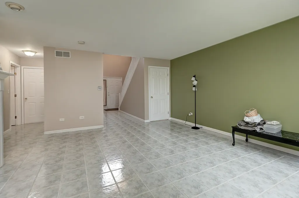 16046 Fairfield Drive Plainfield IL 60586