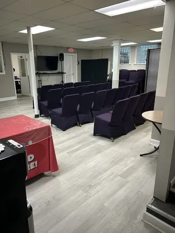 1332 Davis Street Evanston IL 60201