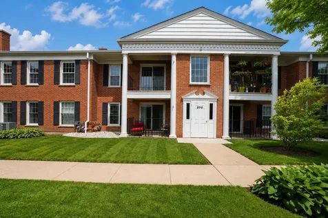 530 Shorely Drive Barrington IL 60010