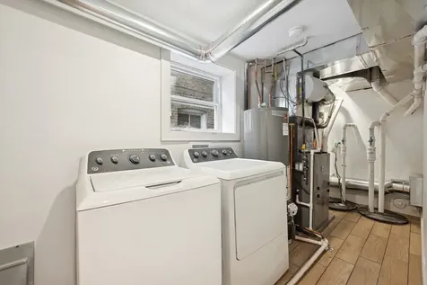 1446 West Catalpa Avenue Chicago IL 60640