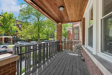1446 West Catalpa Avenue Chicago IL 60640