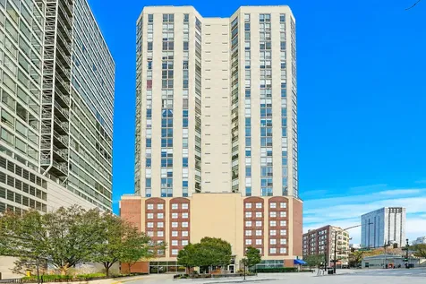 645 North Kingsbury Street Chicago IL 60610