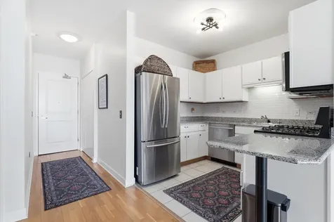 645 North Kingsbury Street Chicago IL 60610