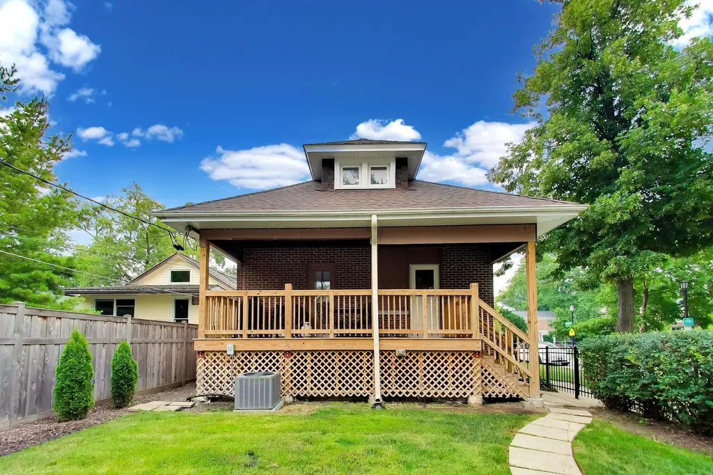 101 16TH Street Wilmette IL 60091