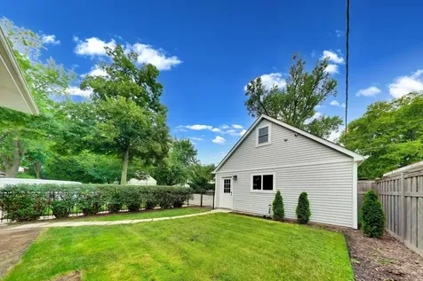 101 16TH Street Wilmette IL 60091