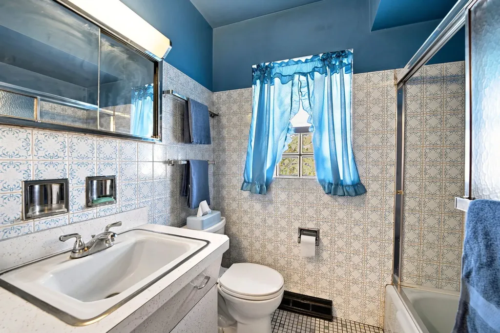 5401 South Millard Avenue Chicago IL 60632