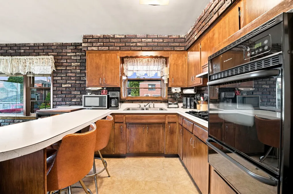 5401 South Millard Avenue Chicago IL 60632