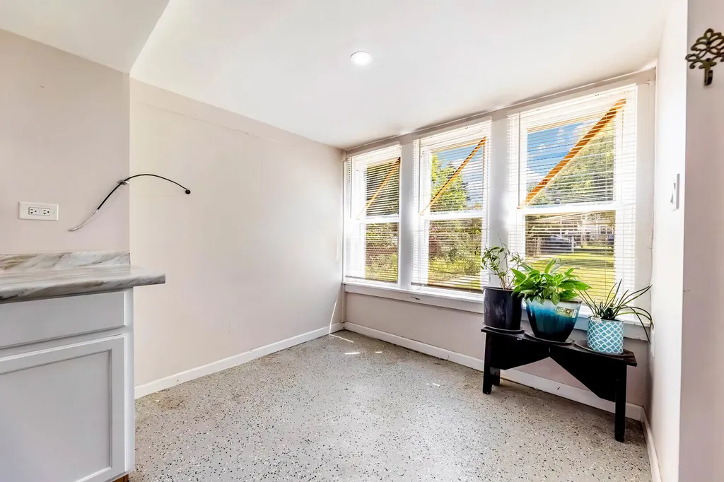 2458 West 45th Place Chicago IL 60632