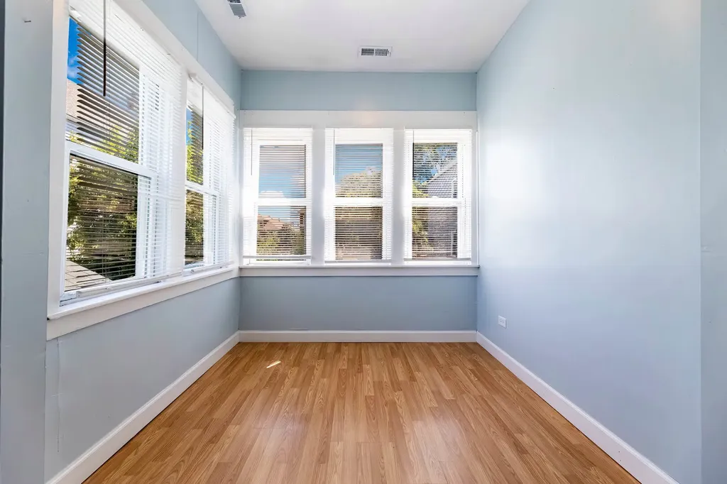 2458 West 45th Place Chicago IL 60632