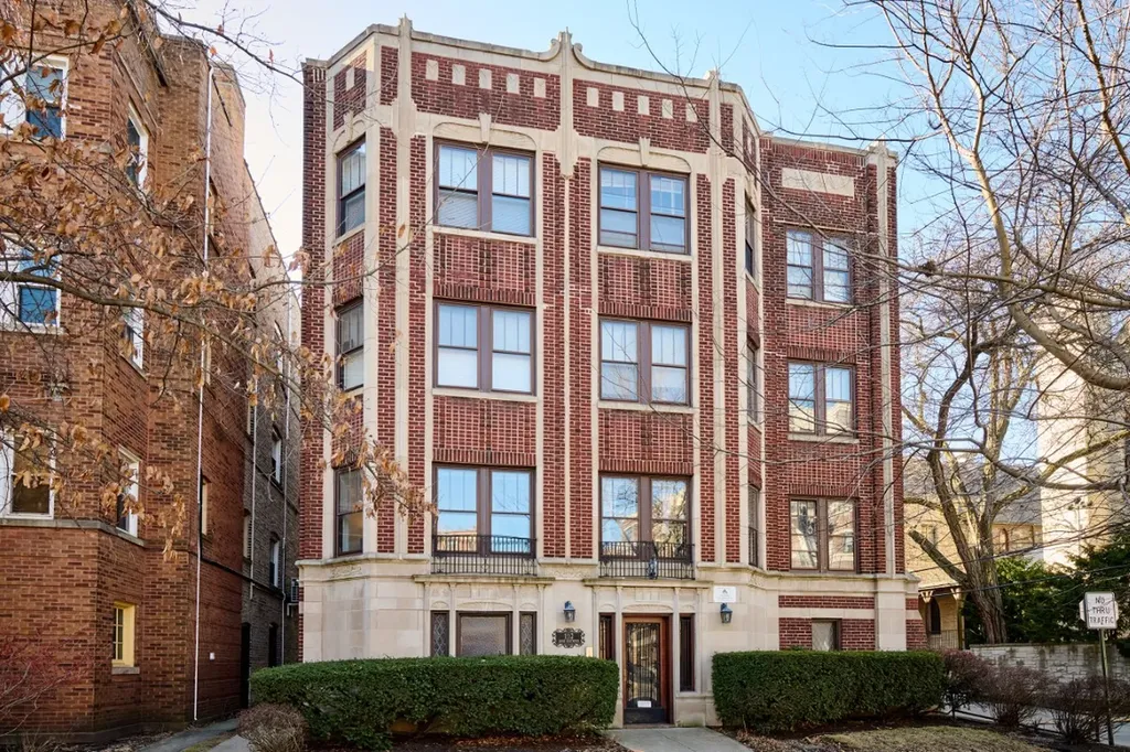 1112 Grove Street Evanston IL 60201