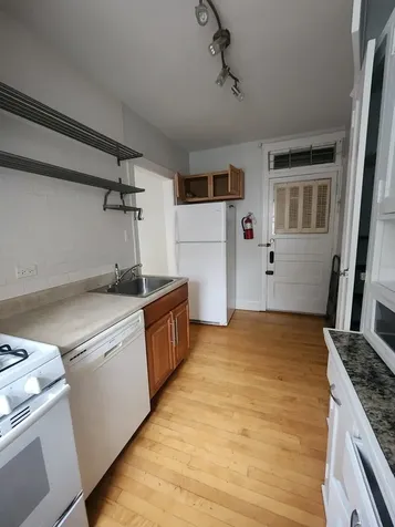 1112 Grove Street Evanston IL 60201