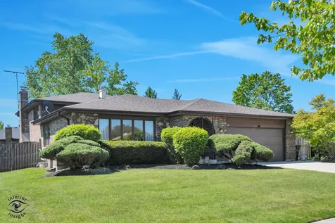 825 Walnut Drive Darien IL 60561