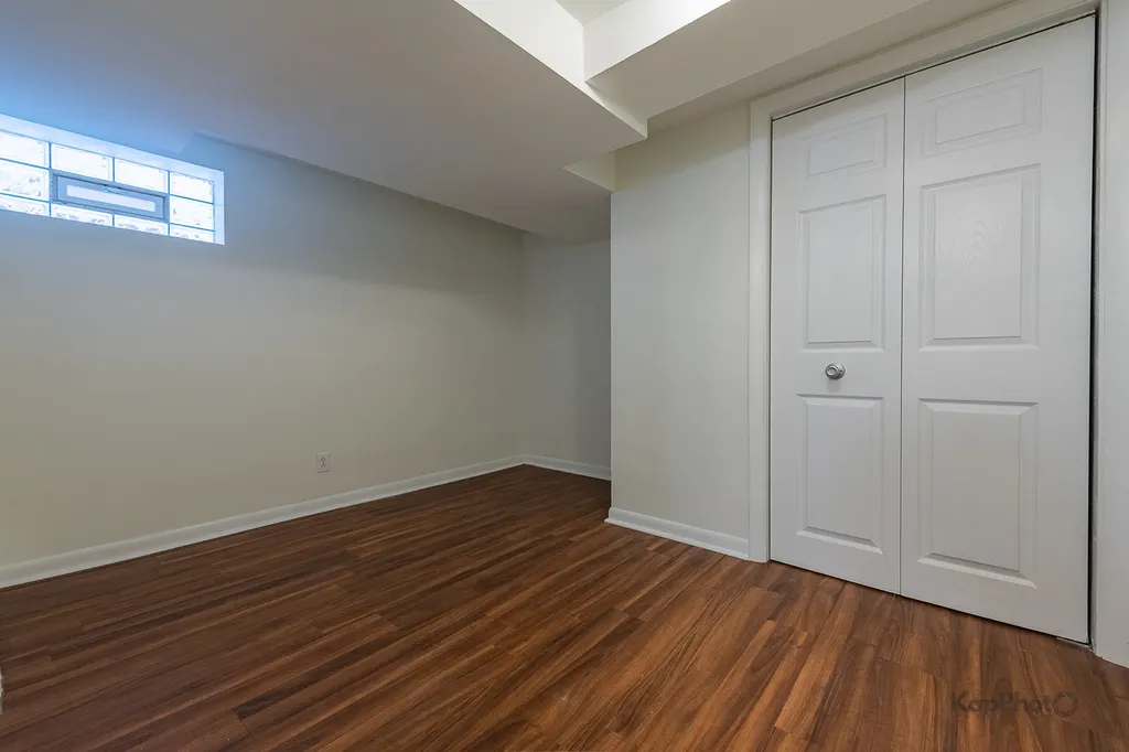 3933 West 69th Place Chicago IL 60629