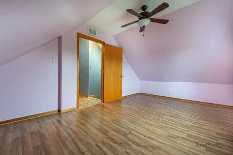 3933 West 69th Place Chicago IL 60629