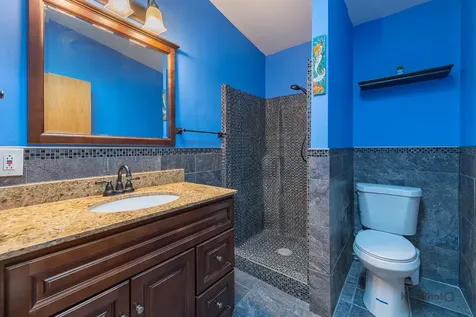 3933 West 69th Place Chicago IL 60629