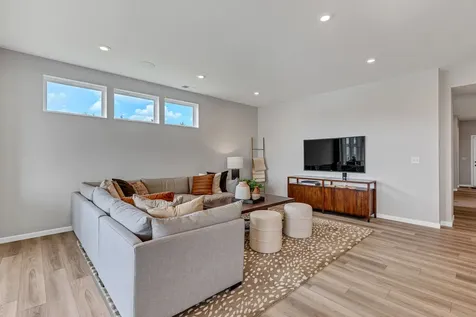 2833 Summer Court Lindenhurst IL 60046