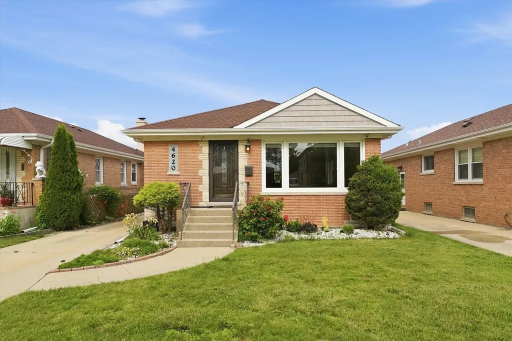 4620 North Ozanam Avenue Norridge IL 60706