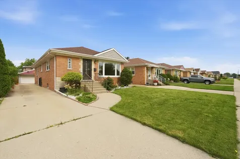 4620 North Ozanam Avenue Norridge IL 60706