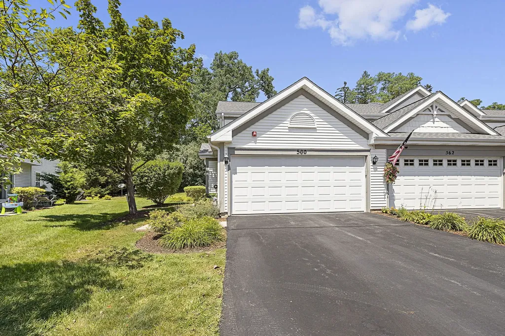 560 Jennifer Circle Mundelein IL 60060
