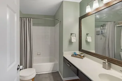 560 Jennifer Circle Mundelein IL 60060