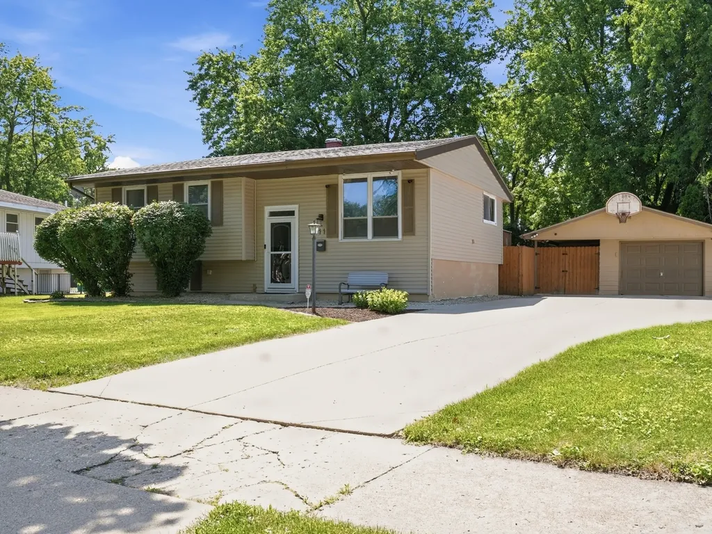 2711 Caddy Lane Joliet IL 60435