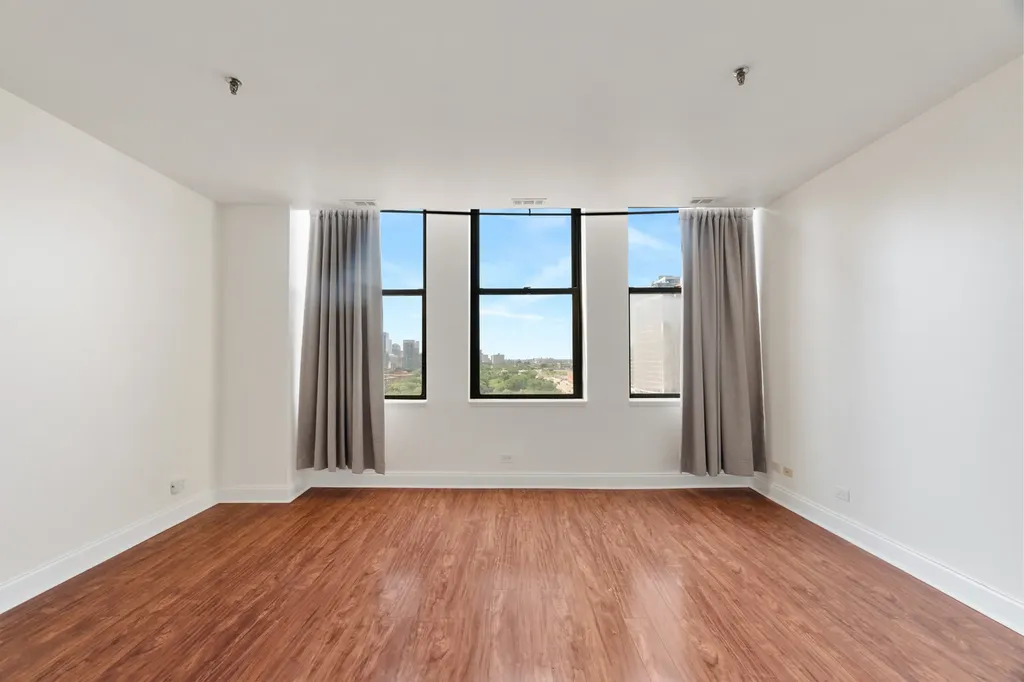 780 South Federal Street Chicago IL 60605