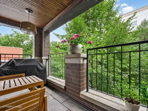 450 North Sangamon Street Chicago IL 60642