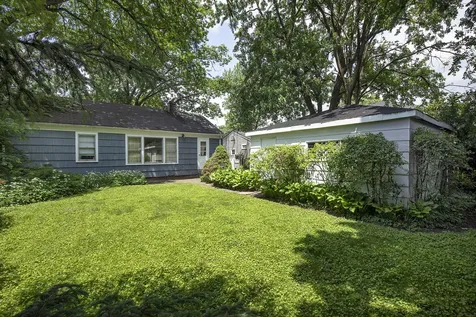 1125 Greenbriar Lane Northbrook IL 60062