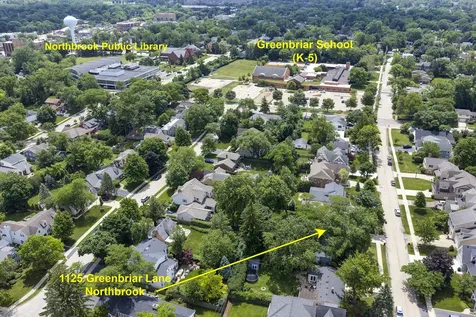 1125 Greenbriar Lane Northbrook IL 60062