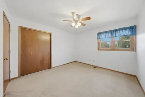 17019 Bedford Lane Tinley Park IL 60477