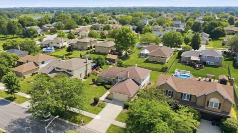 17019 Bedford Lane Tinley Park IL 60477