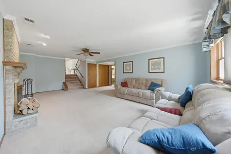 17019 Bedford Lane Tinley Park IL 60477