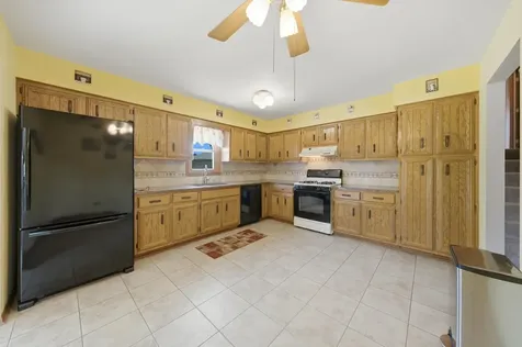 17019 Bedford Lane Tinley Park IL 60477