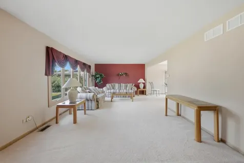 17019 Bedford Lane Tinley Park IL 60477