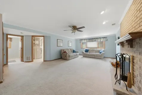 17019 Bedford Lane Tinley Park IL 60477