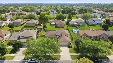 17019 Bedford Lane Tinley Park IL 60477