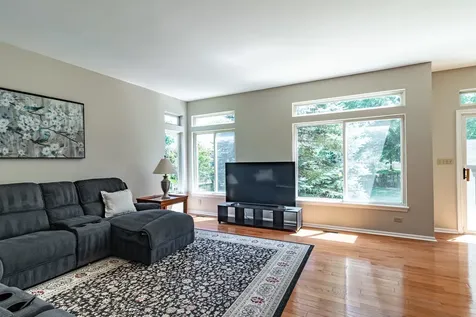 7401 Inglenook Lane Gurnee IL 60031