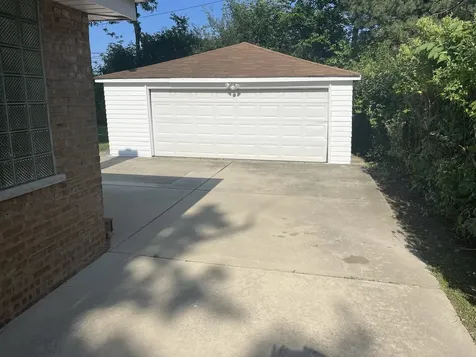 9521 North Kildare Avenue Skokie IL 60076