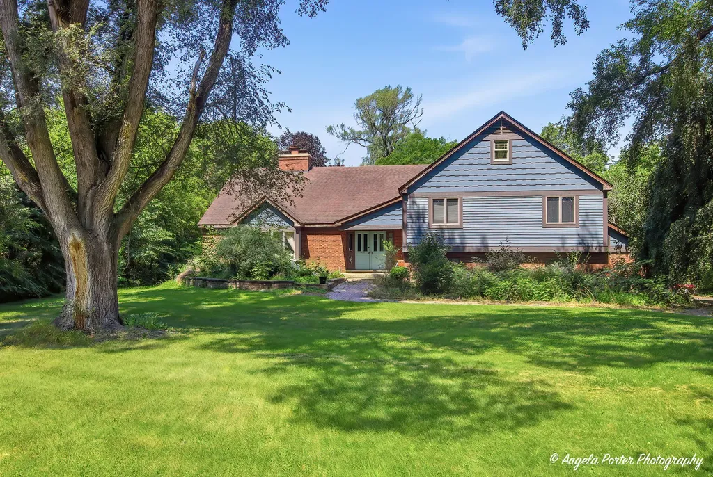 5124 Bonnie Brae Road Richmond IL 60071