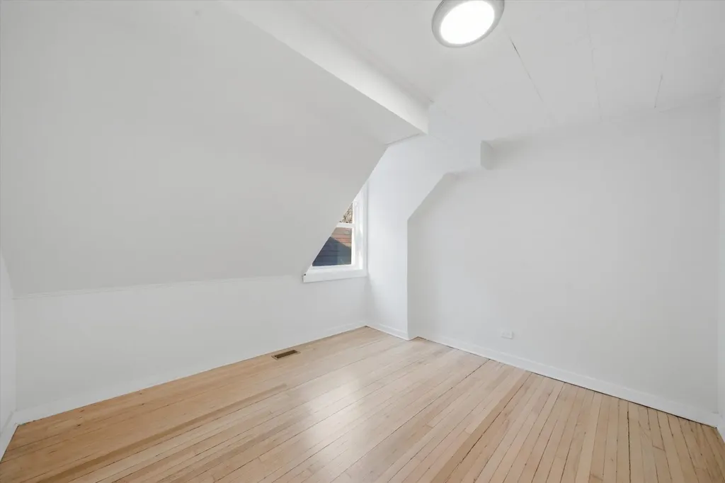 1446 East 71st Place Chicago IL 60619