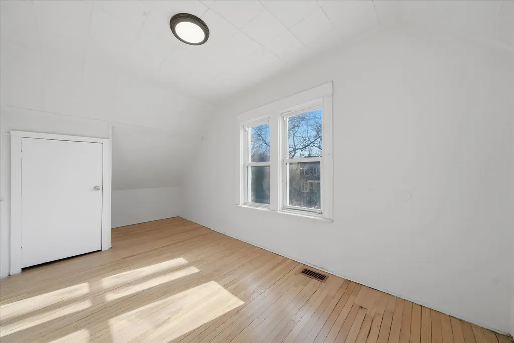 1446 East 71st Place Chicago IL 60619