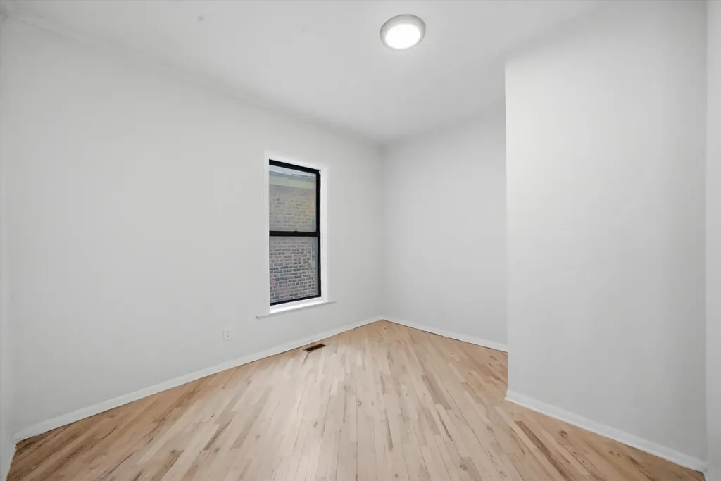 1446 East 71st Place Chicago IL 60619