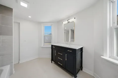 1446 East 71st Place Chicago IL 60619