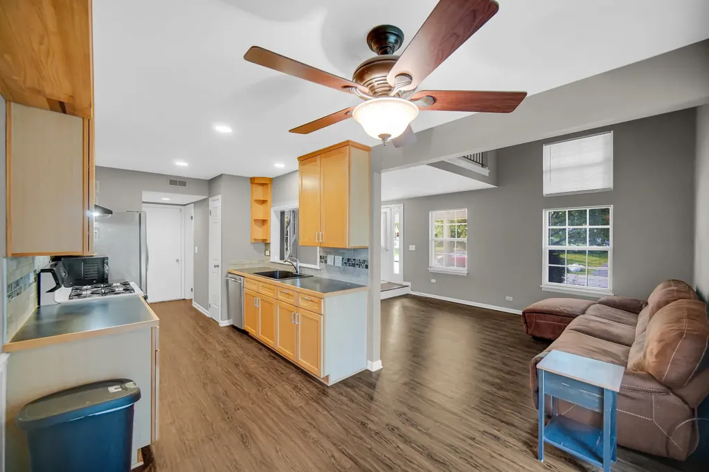 666 Sundance Drive Bolingbrook IL 60440